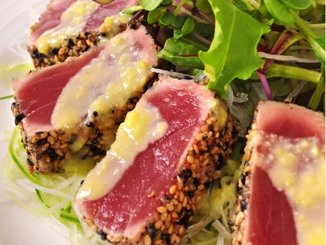 Seared Ahi Tuna Recipe with Citrus Zest and Spicy Kick