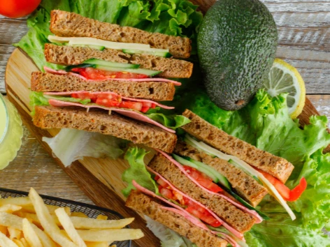 Easy Weeknight Dinner Idea: Chicken Avocado Melt Sandwich