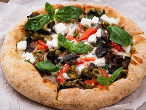 Easy Greek Pizza with Authentic Mediterranean Taste